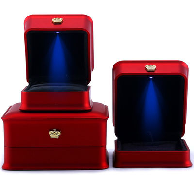 Χρυσαφικά Πακέτο Hanhong Custom Luxury Crown LED Box για βραχιόλια περιδέραια και δαχτυλίδια