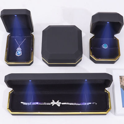 OEM ODM υψηλής ποιότητας χειροποίητο μαύρο οκτάγωνο κουτί κοσμημάτων με φως LED και βελούδινη επένδυση