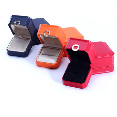 11*11*5.5cm Προσαρμοσμένο χρώμα δαχτυλίδι σχεδιασμός PU δερμάτινο κοσμήματα κουτί για περιδέραιο βραχιόλι