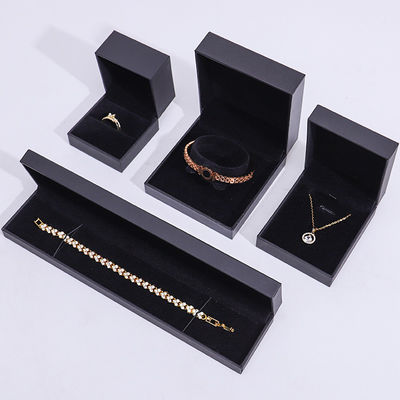 Χειροποίητο οικολογικό χαρτονένιο μαύρο κουτί κοσμημάτων με δυνατότητα προσαρμογής