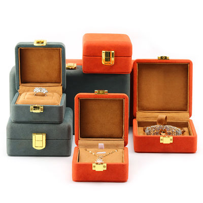Ελαφρύ Touch Velvet Κοσμήματα Box συσκευασία Sets Πολυχρωματική για την αποθήκευση πολυτελών ρολογιών