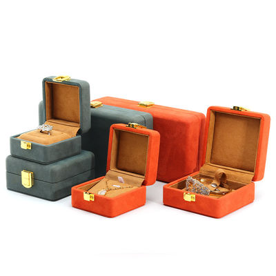 Ελαφρύ Touch Velvet Κοσμήματα Box συσκευασία Sets Πολυχρωματική για την αποθήκευση πολυτελών ρολογιών