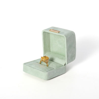 Οκταγωνικό ανοιχτοπράσινο βελούδινο κουτί κοσμημάτων, προσαρμόσιμο κουτί κοσμημάτων με αναστροφή, με χρυσό έμπλαστρο