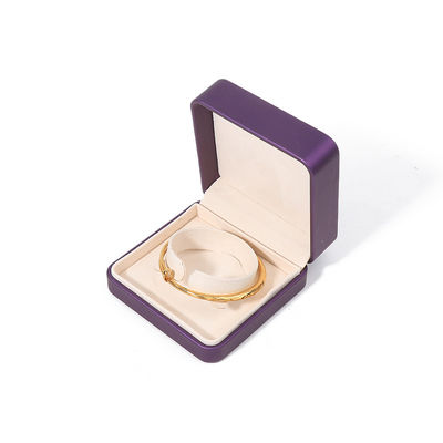 Κοσμηματοθήκη από δέρμα Premium Purple με ανάγλυφη εκτύπωση